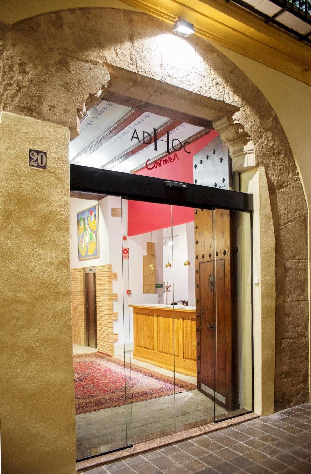 Ad Hoc Carmen Otel Valensiya Dış mekan fotoğraf